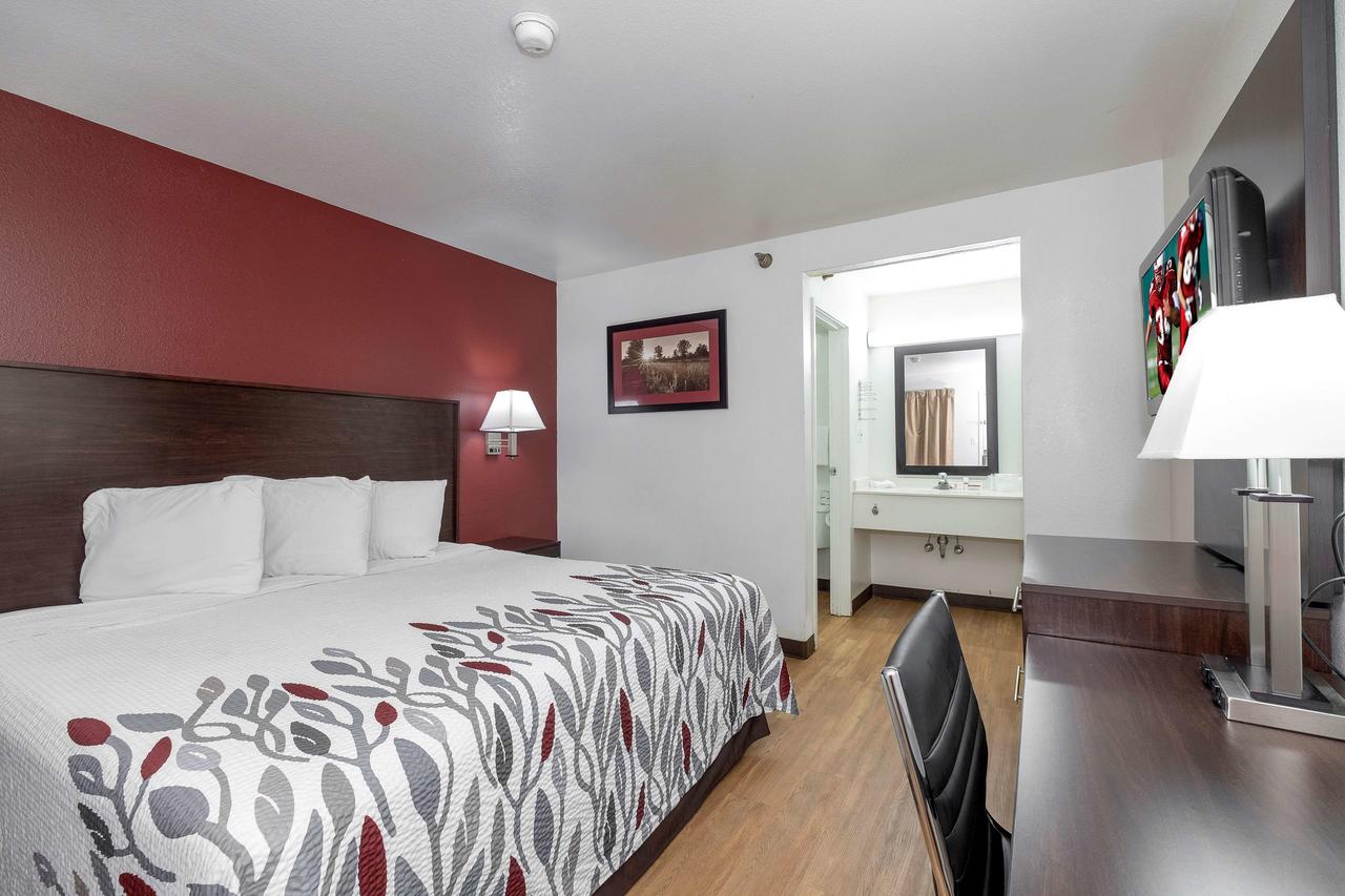 Red Roof Inn & Suites Spartanburg I-85 - thumb 32