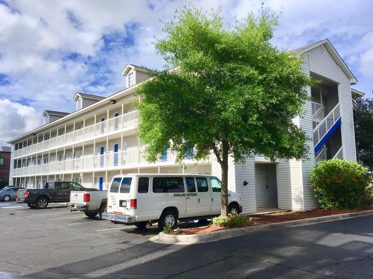 InTown Suites Extended Stay Charleston SC - Rivers Ave - thumb 1