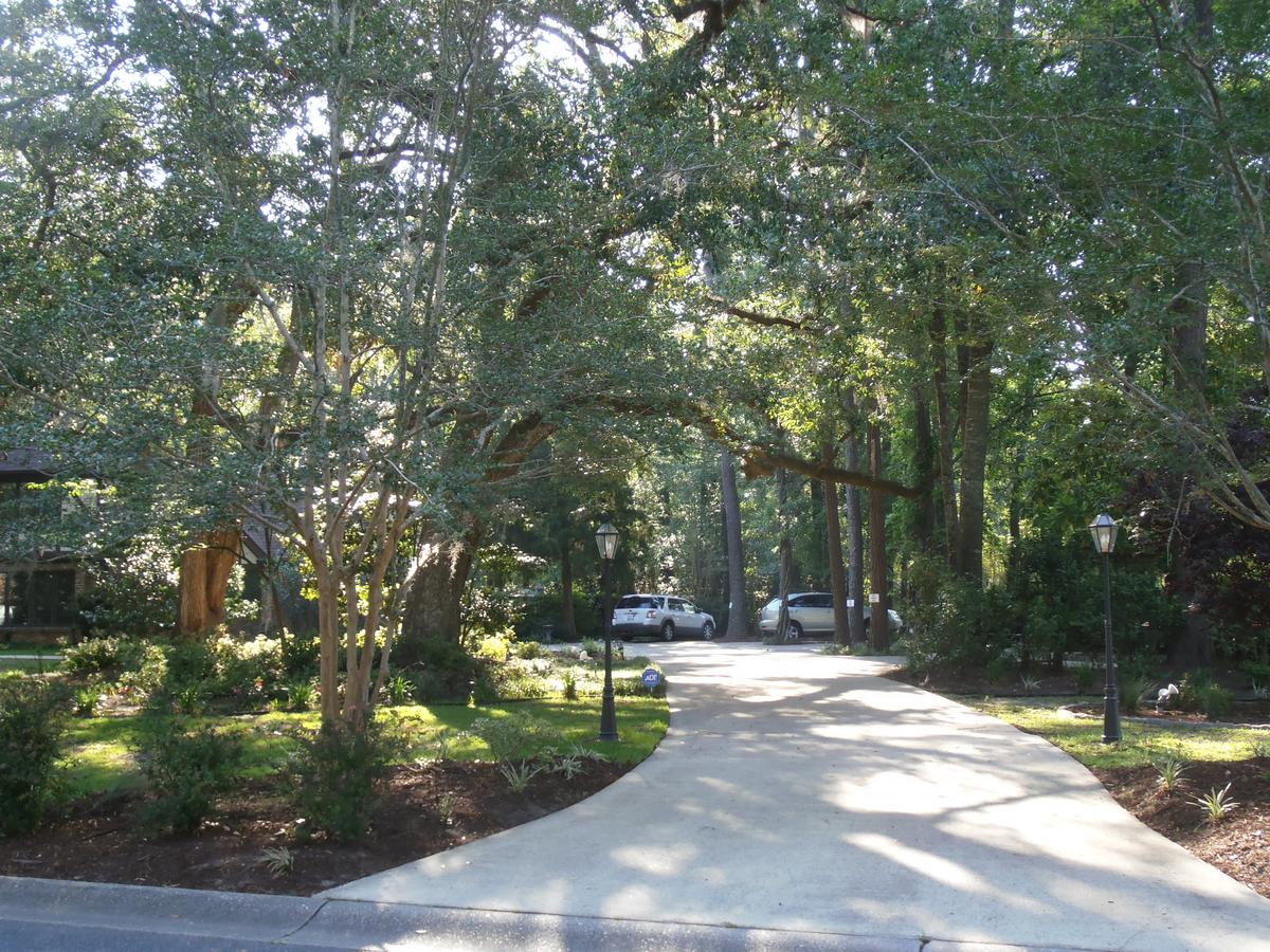 Tudor Oaks Inn - thumb 10