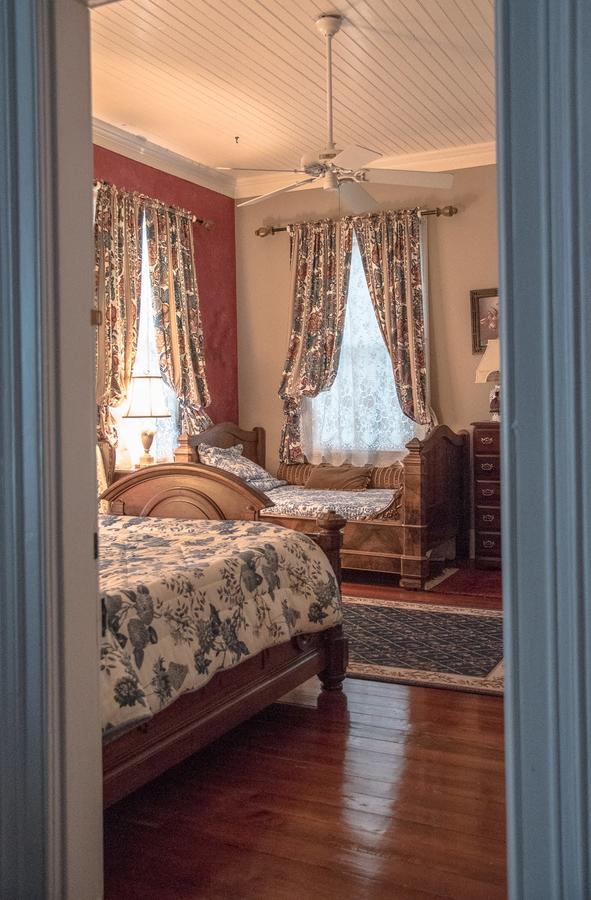 Flowertown Bed And Breakfast - thumb 4