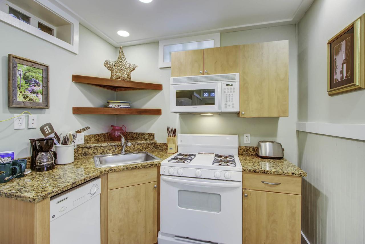 227 Historic Apartments - thumb 26