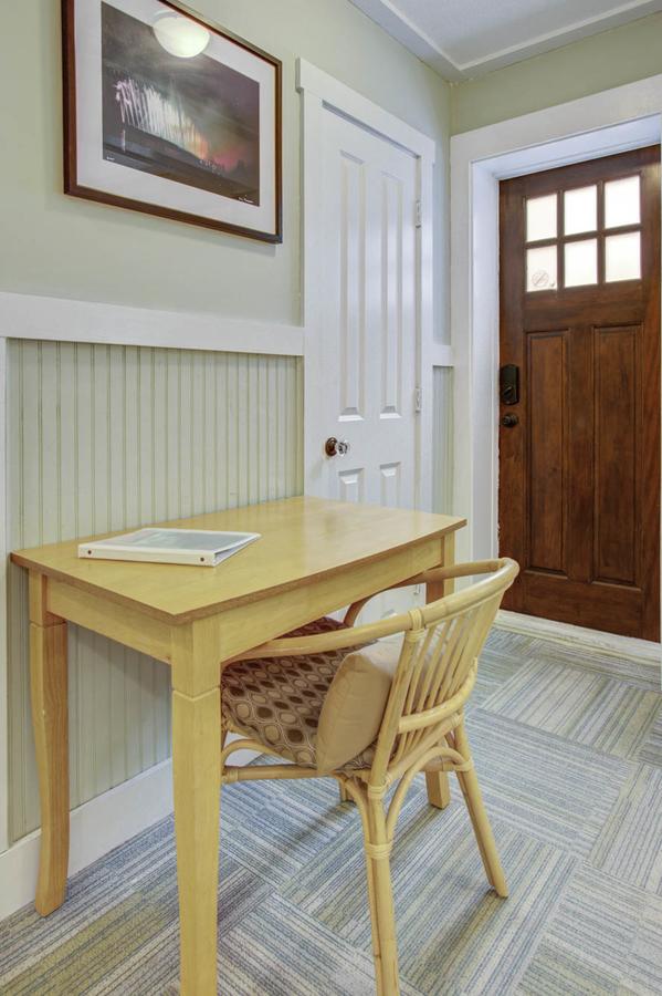 227 Historic Apartments - thumb 30