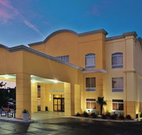 La Quinta by Wyndham Florence - Tourism Bookings
