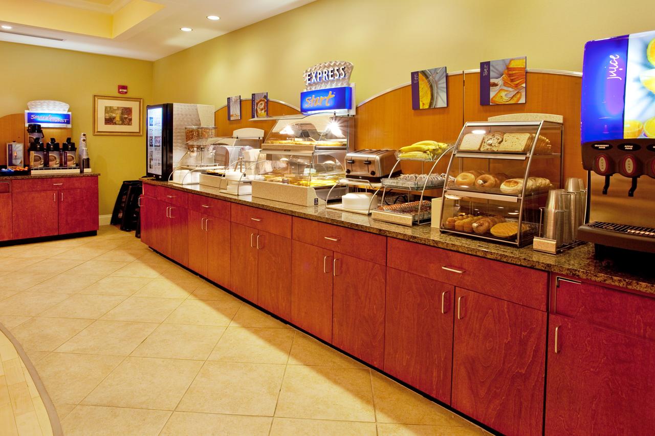 Holiday Inn Express & Suites - Spartanburg-North - thumb 4