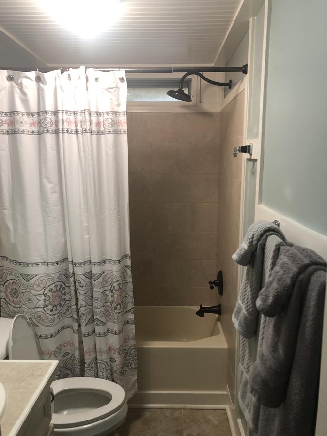 Beaufort SC New Renovation, Close To Parris Island, Historic Downtown, Beautiful Beaches, Sleeps 7 - thumb 12