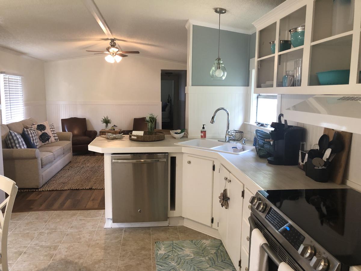 Beaufort SC New Renovation, Close To Parris Island, Historic Downtown, Beautiful Beaches, Sleeps 7 - thumb 7