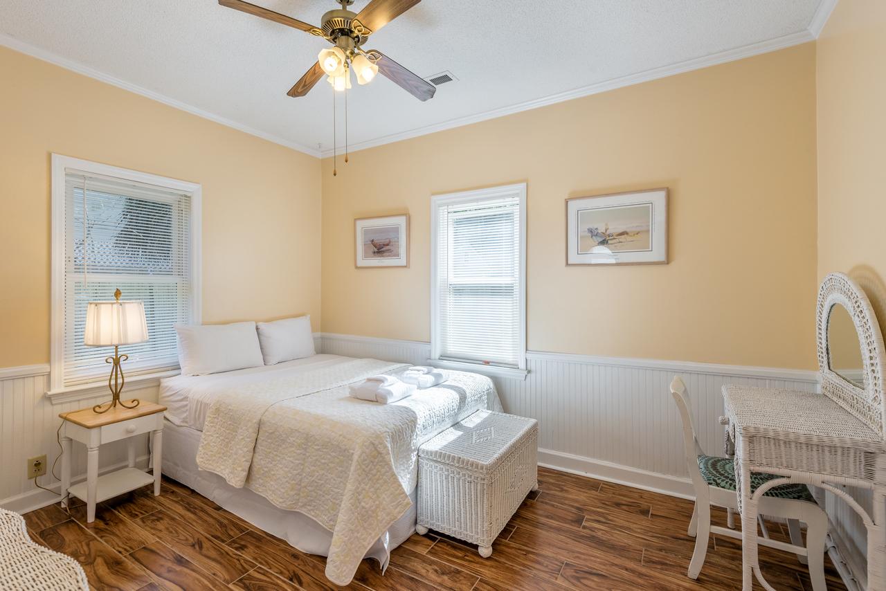 201 E Huron Starrs Folly - thumb 5