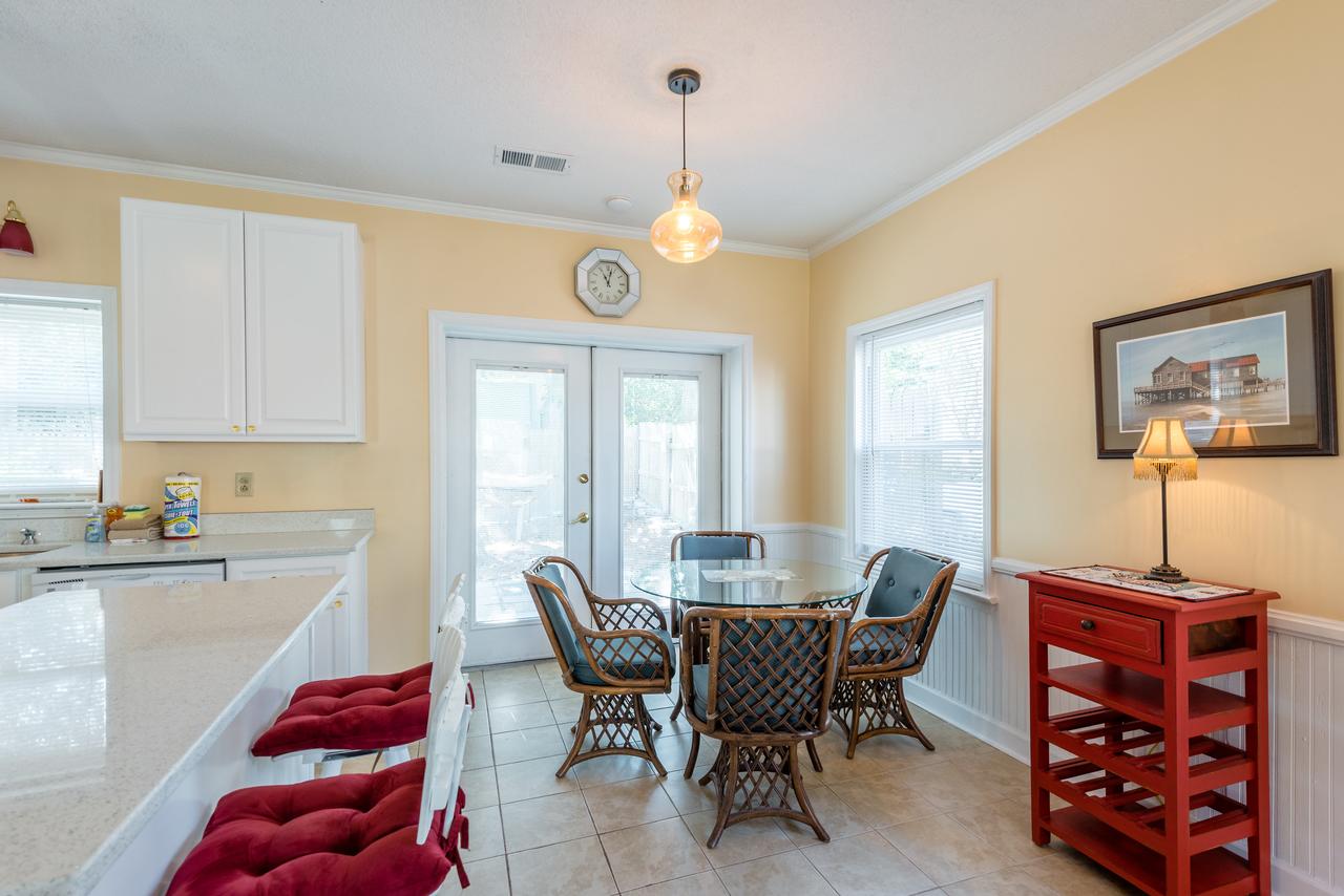 201 E Huron Starrs Folly - thumb 16