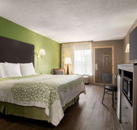 Days Inn by Wyndham Hardeeville/ I-95 State Line - Students Accommodation