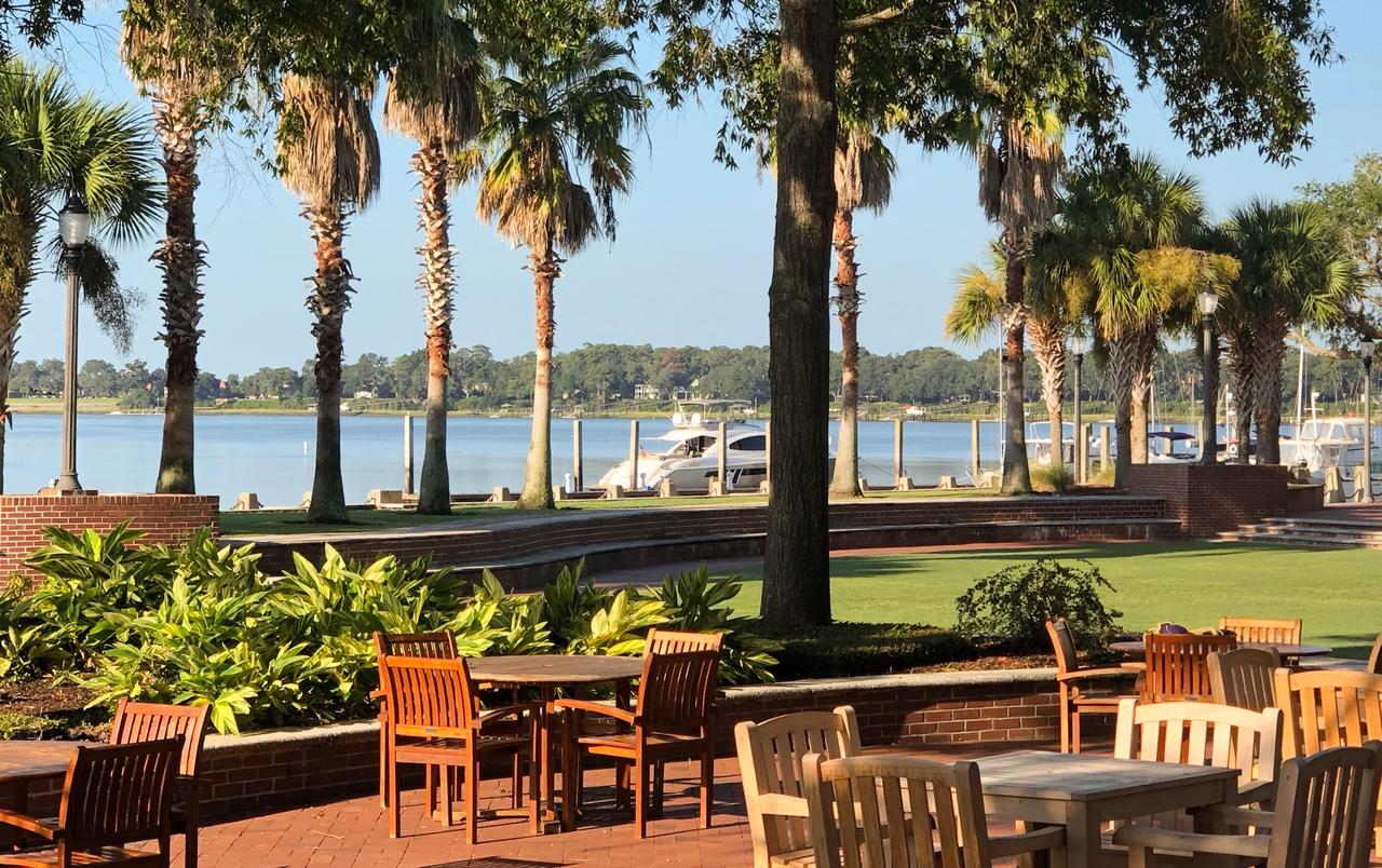 Stylish Downtown Cottage - Prime Historic Location - thumb 36