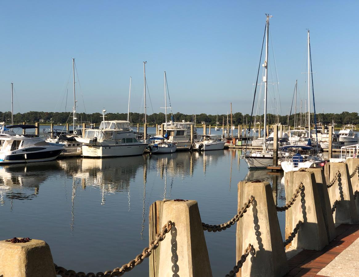 Stylish Downtown Cottage - Prime Historic Location - thumb 38