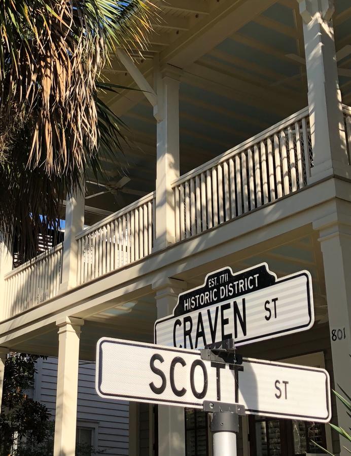 Stylish Downtown Cottage - Prime Historic Location - thumb 29