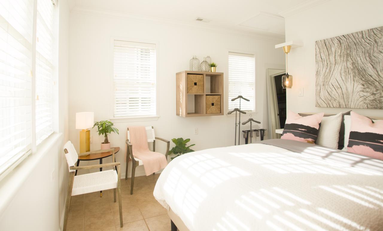 Stylish Downtown Cottage - Prime Historic Location - thumb 8