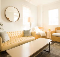 Stylish Downtown Cottage - Prime Historic Location - Tourism Bookings