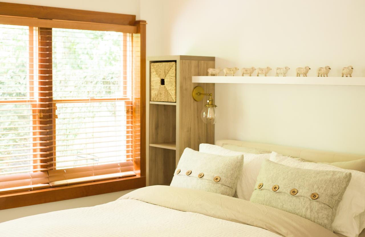 Stylish Downtown Cottage - Prime Historic Location - thumb 5