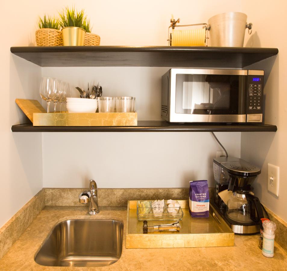 Stylish Downtown Cottage - Prime Historic Location - thumb 18