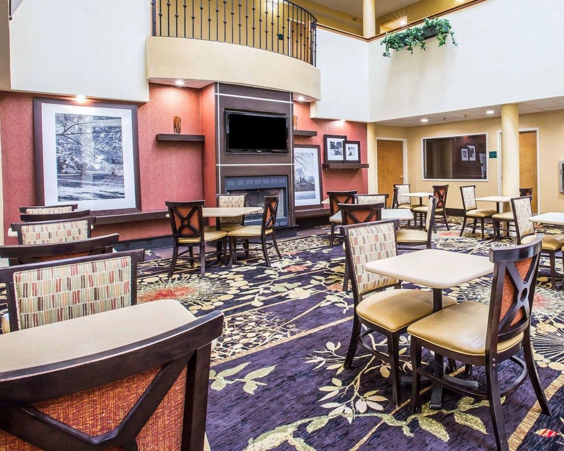 Comfort Suites Anderson - thumb 6