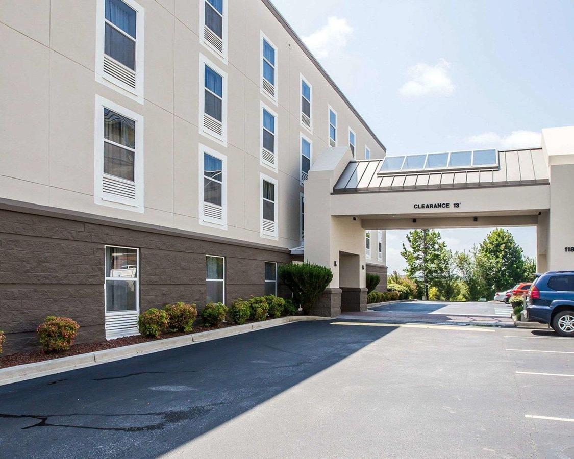 Comfort Suites Anderson - thumb 28