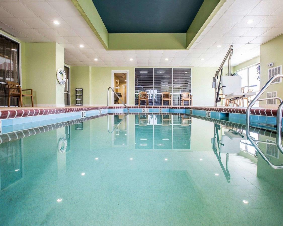 Comfort Suites Anderson - thumb 25