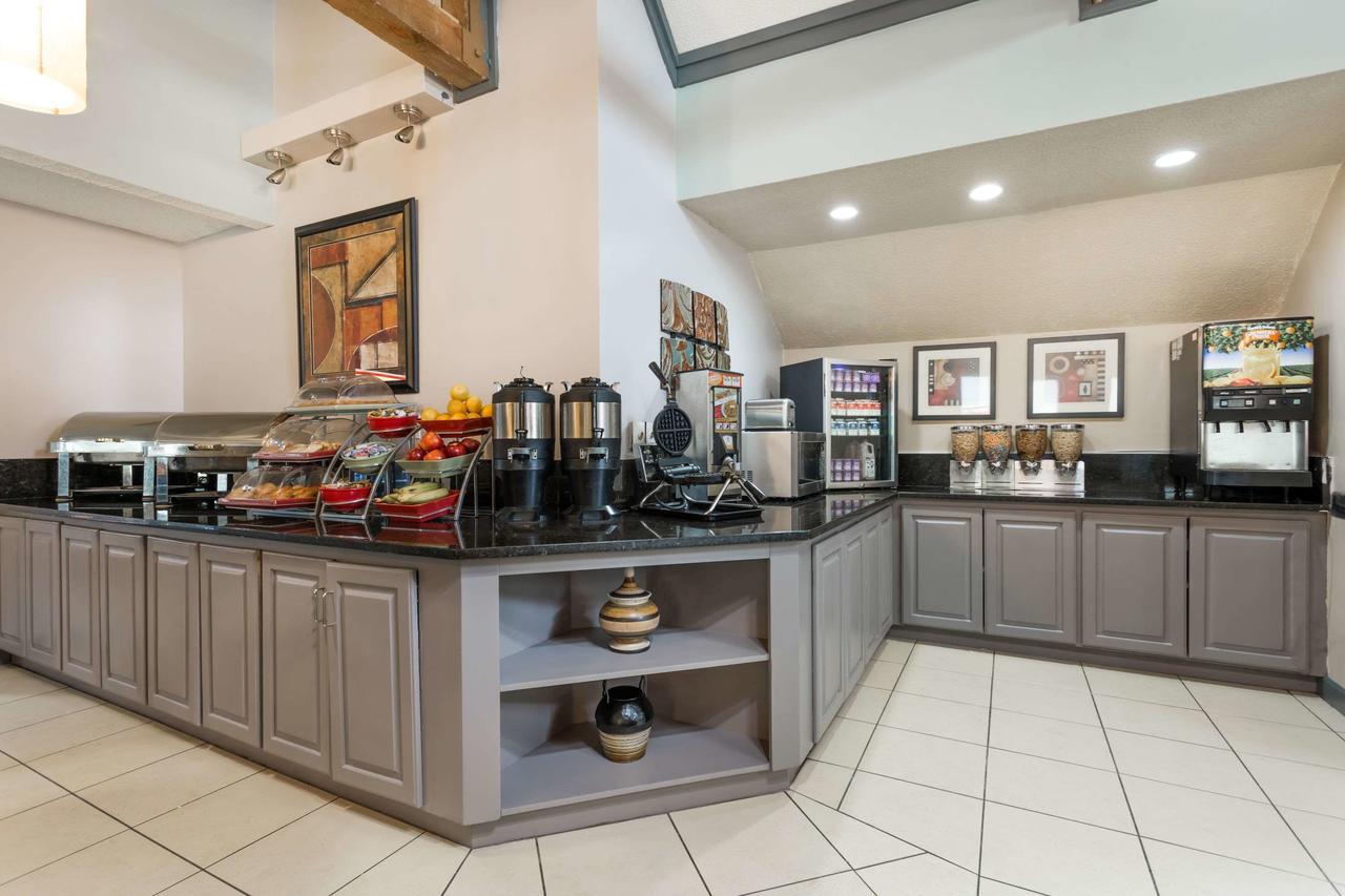 Hawthorn Suites By Wyndham North Charleston - thumb 22