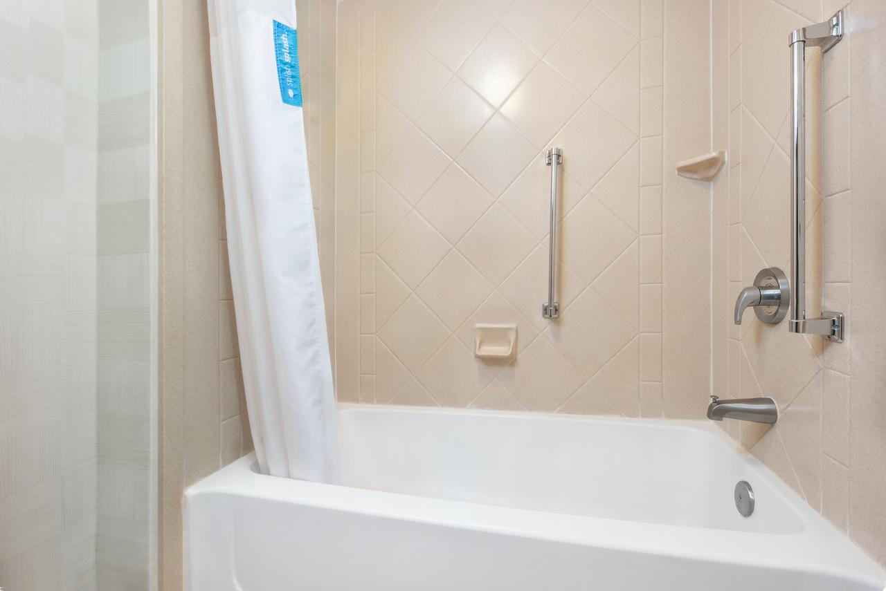 Hampton Inn & Suites Greenville-Downtown-Riverplace - thumb 23