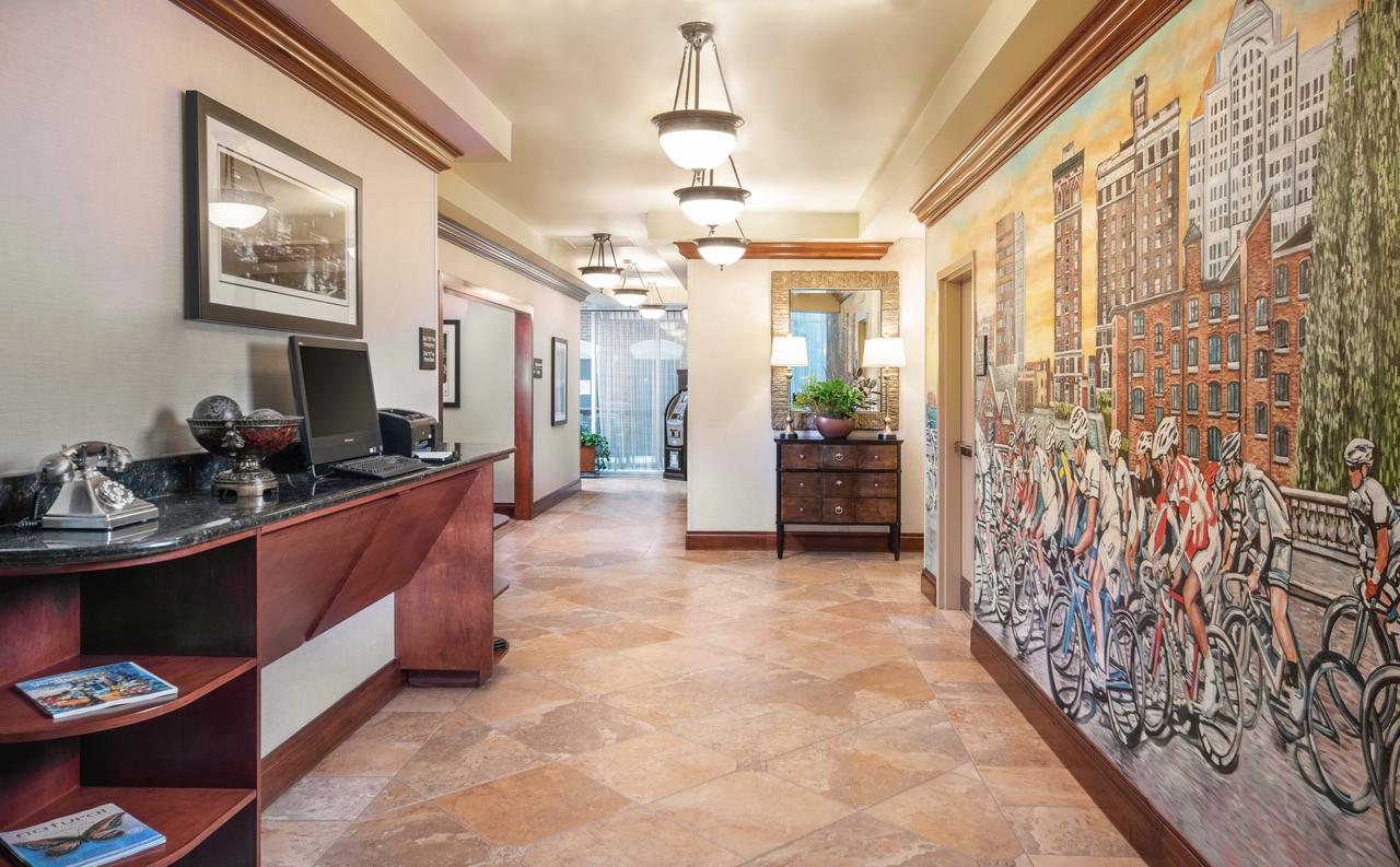 Hampton Inn & Suites Greenville-Downtown-Riverplace - thumb 3