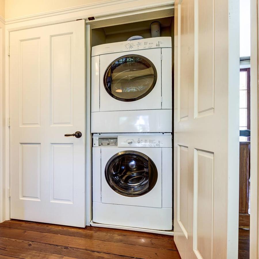 2 Story-house, Courtyard, Historic Architecture - thumb 2