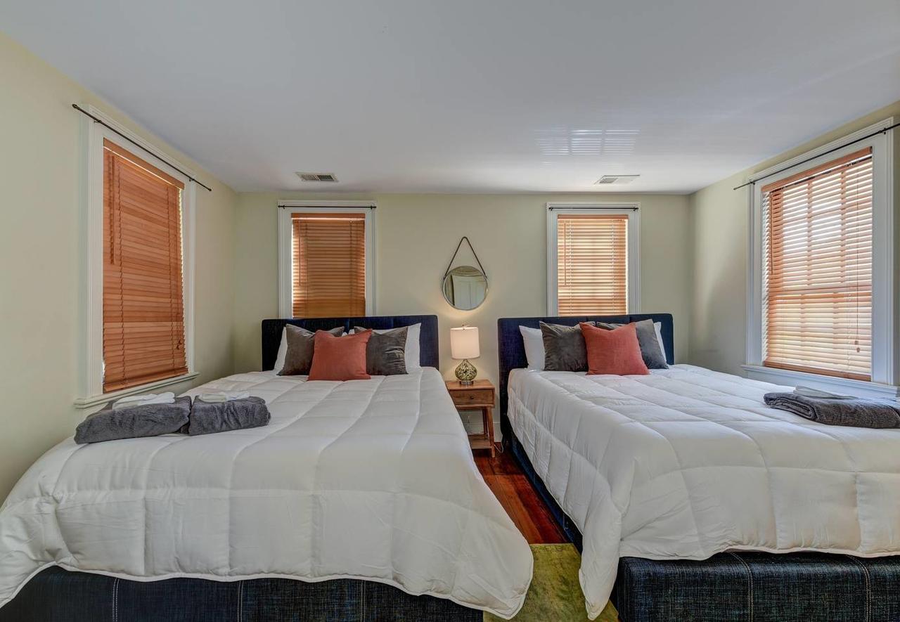 2 Story-house, Courtyard, Historic Architecture - thumb 7