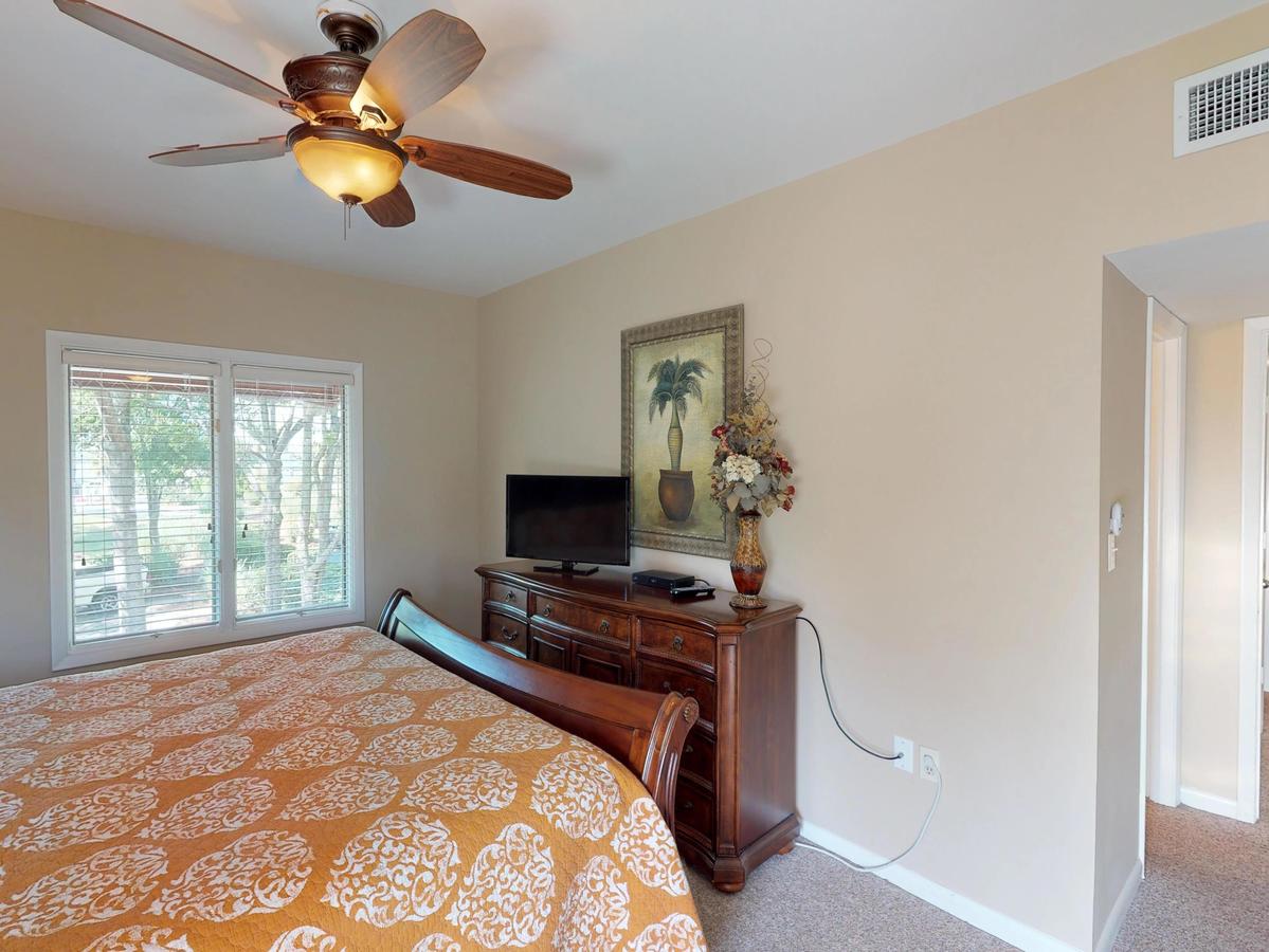 7417 Anchorage 2 BR Condo Shelter Cove - thumb 9