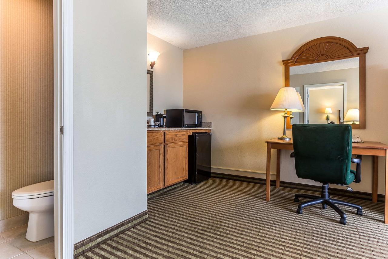 Quality Inn & Suites Georgetown - thumb 21