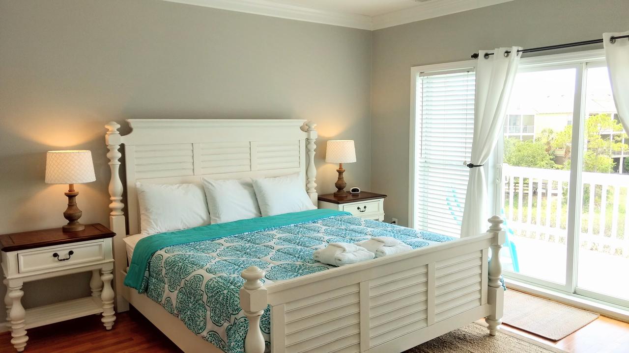 91 Waters Edge Folly Charm - thumb 11
