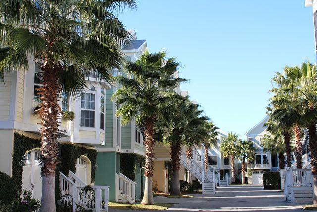 91 Waters Edge Folly Charm - thumb 7