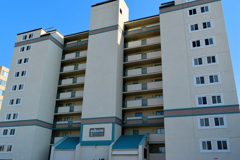 Pinnacle 801 Condo - thumb 1