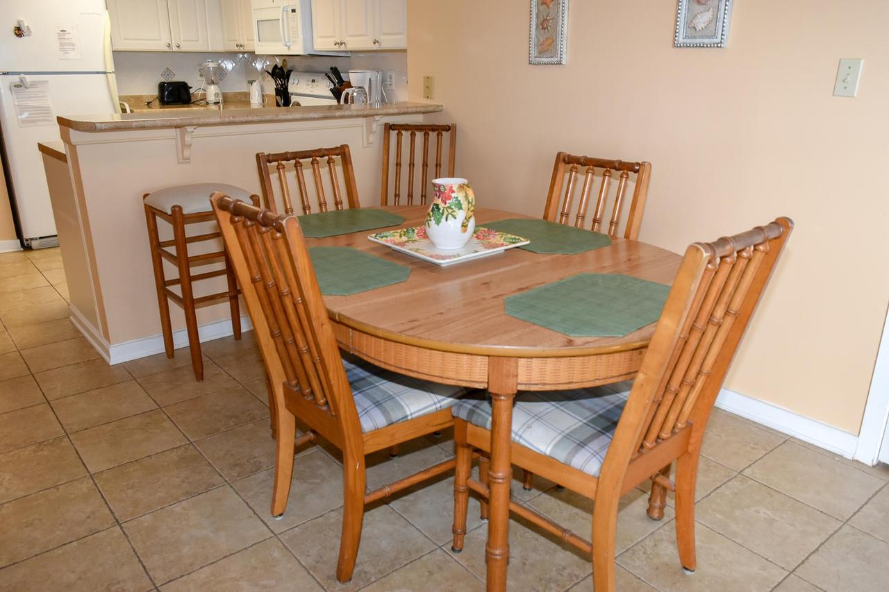 Xanadu III 704 Condo - thumb 16