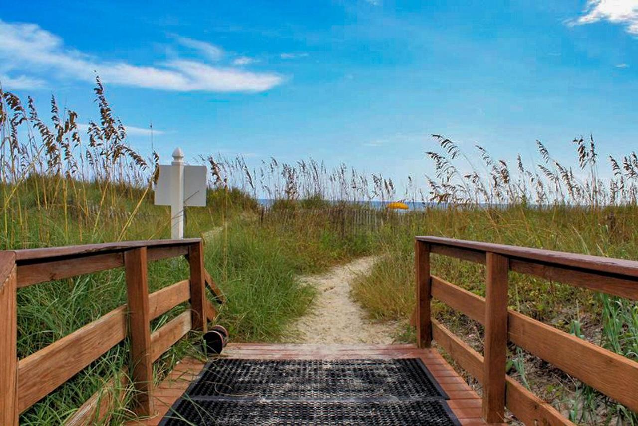 Xanadu III 704 Condo - thumb 1