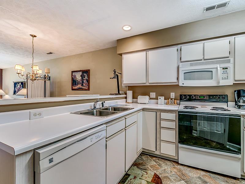 #13G True Blue Condo - thumb 4