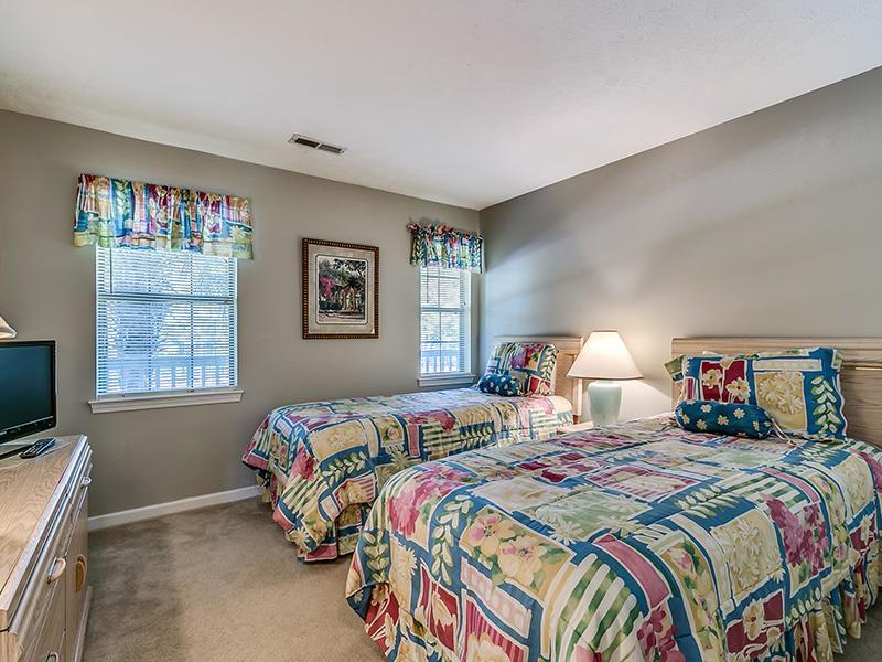 #13G True Blue Condo - thumb 3