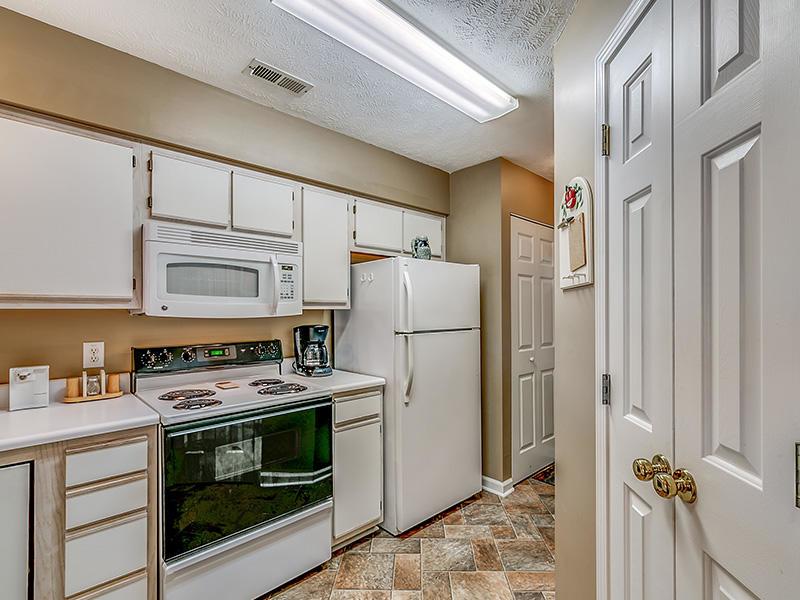 #13G True Blue Condo - thumb 16