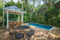 65 Surfsong Road USA Accommodation