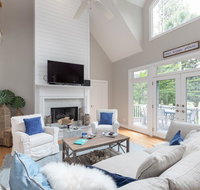 337 Governors Drive - USA Accommodation