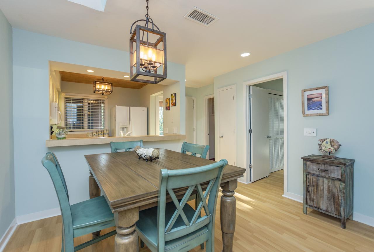 4335 Windswept Villa - thumb 3