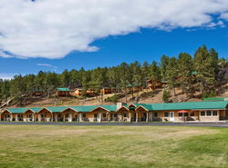 Rock Crest Lodge & Cabins
