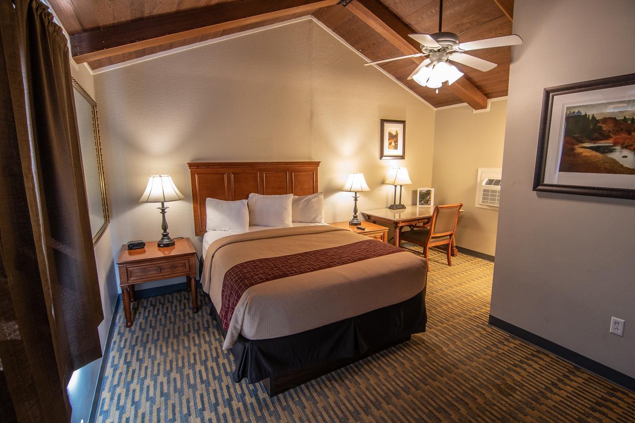 The Crow Peak Lodge - thumb 23