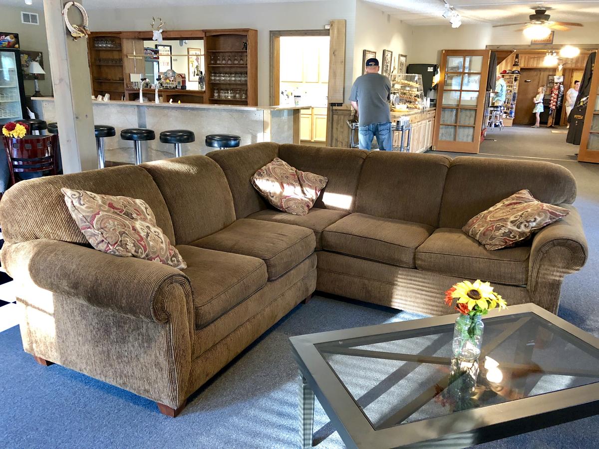 Rockerville Lodge & Cabins - thumb 38