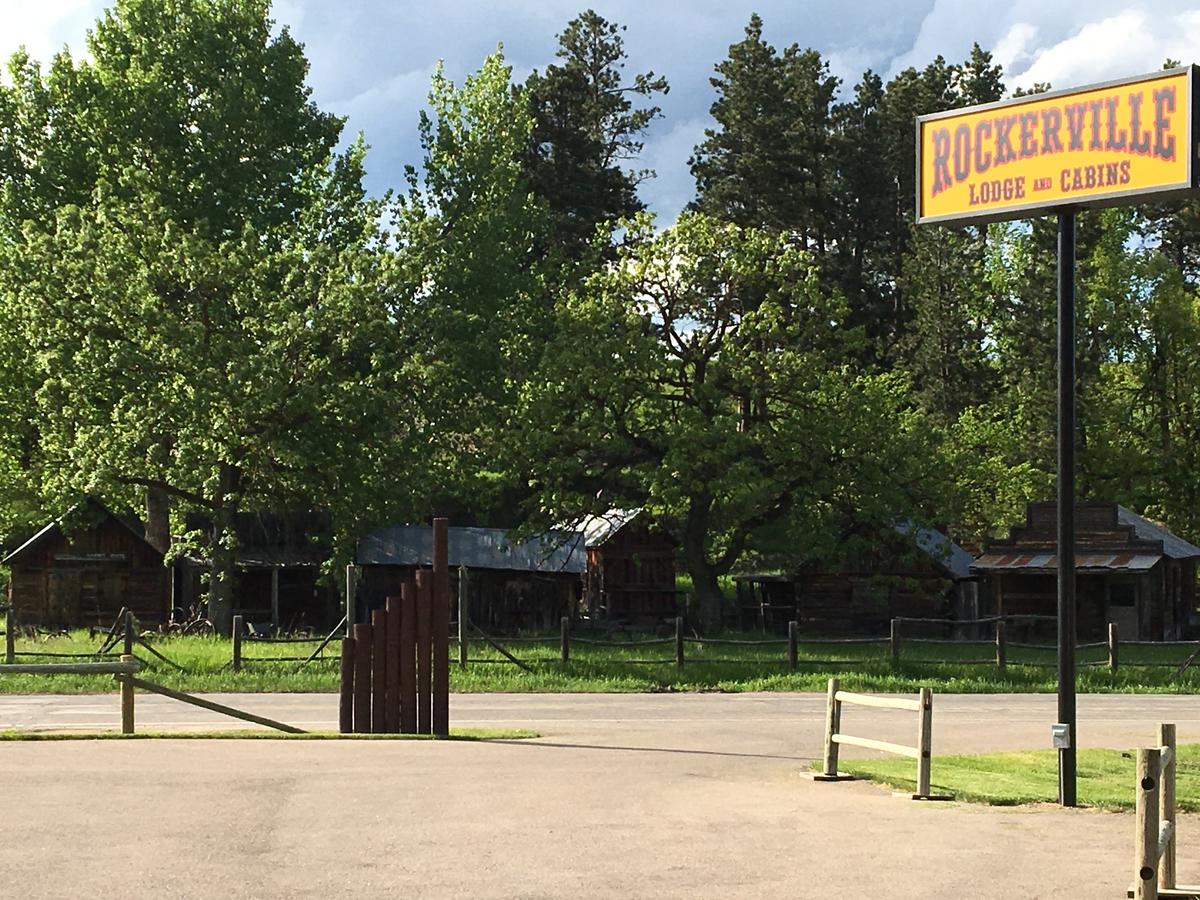 Rockerville Lodge & Cabins - thumb 1