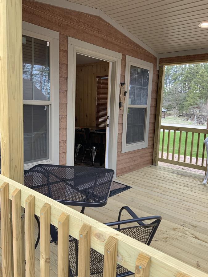 Rockerville Lodge & Cabins - thumb 8