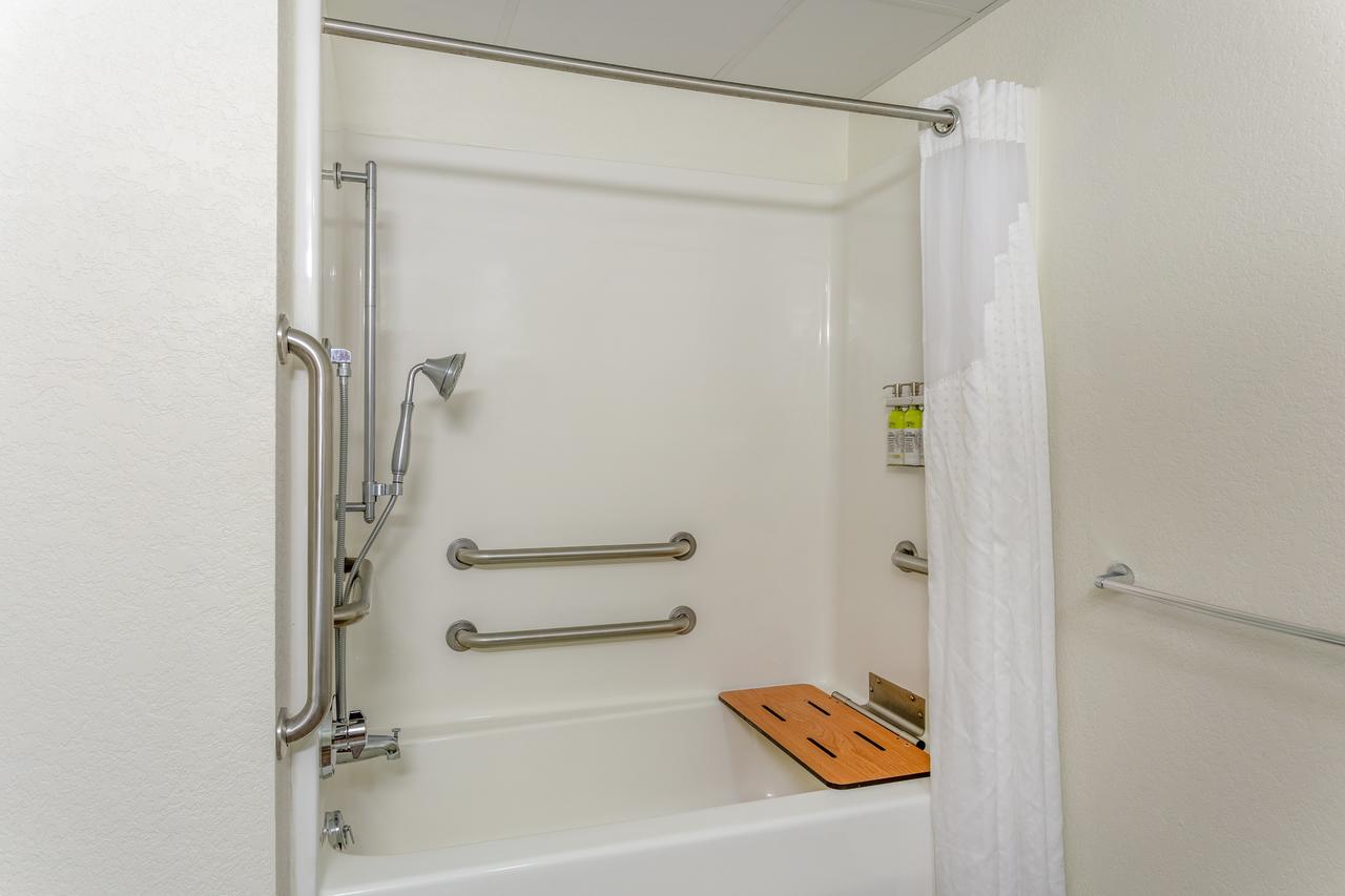 Holiday Inn Express & Suites Keystone - thumb 13