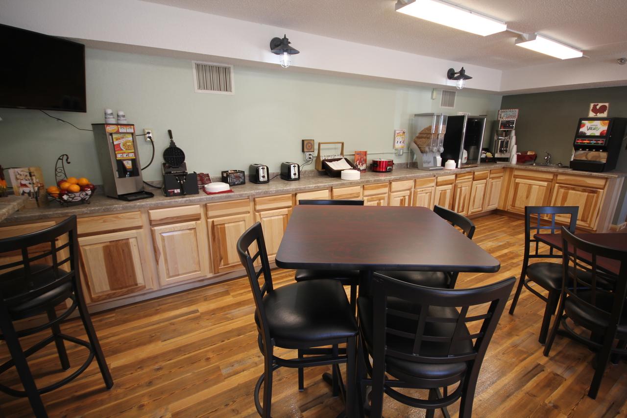 Blackstone Lodge And Suites - thumb 14