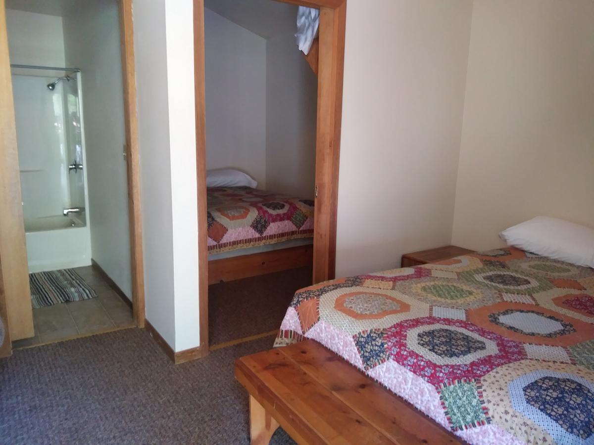 Harney Camp Cabins - thumb 21