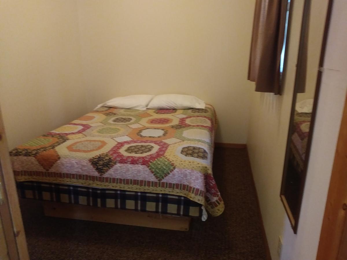 Harney Camp Cabins - thumb 19